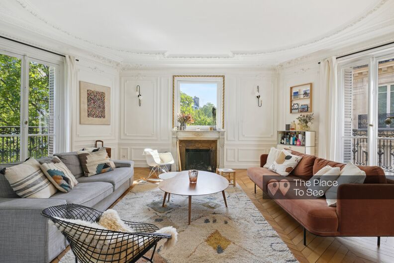 warm and family Haussmannian