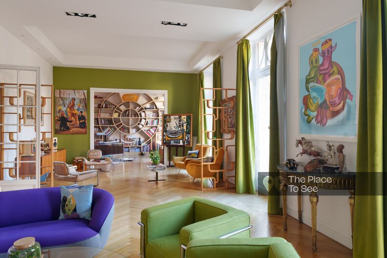 Magnificent classic apartment with high-end decoration