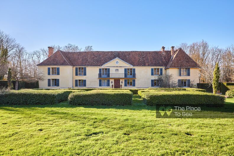 Charming 18th century manor in Pays d'Auge