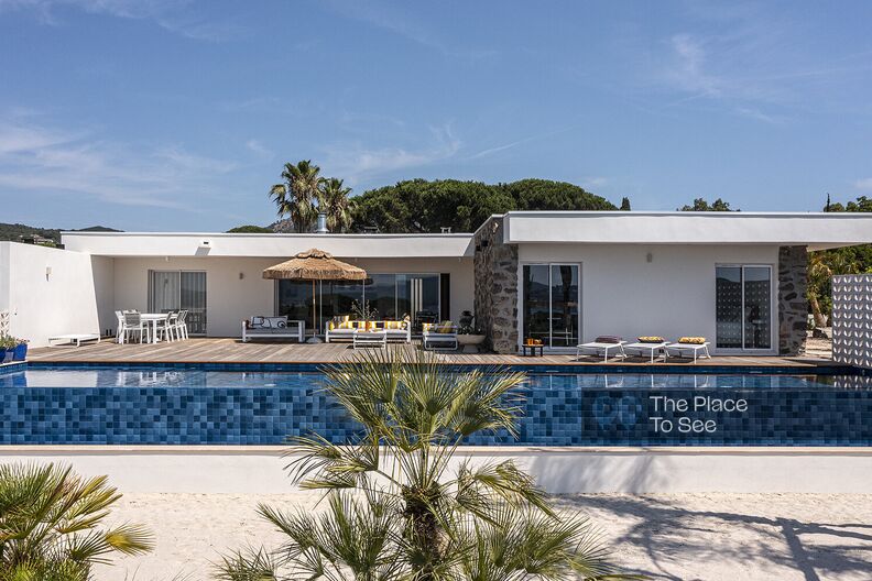 Renovated 70's Californian villa with sea view
