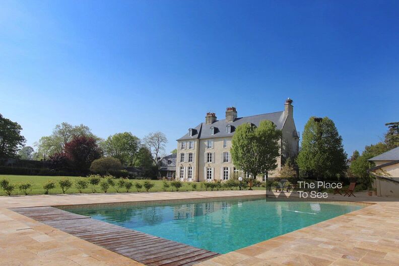 Domaine de 5 hectares avec manoir au coeur de la Normandie