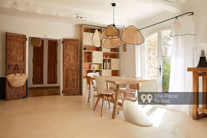Fully renovated Provencal stone farmhouse