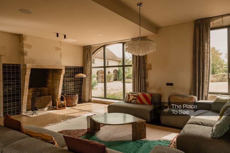 Renovated farmhouse with elegant and vintage decoration