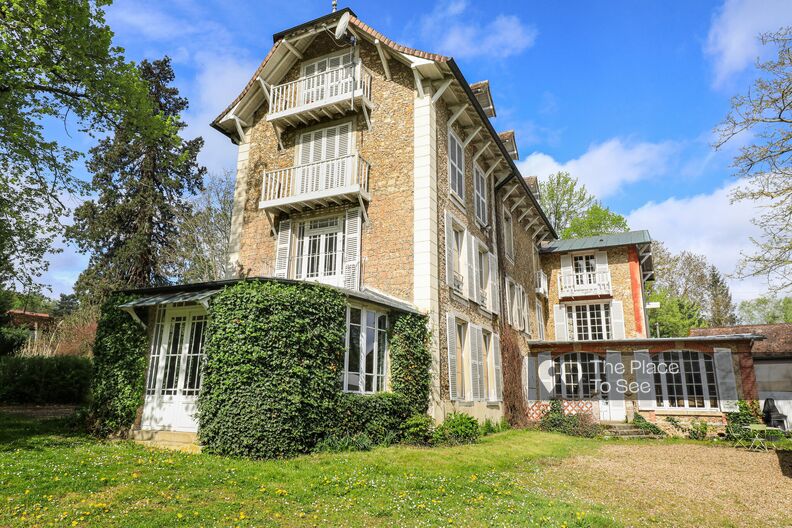 Millstone house in its original condition with a large garden