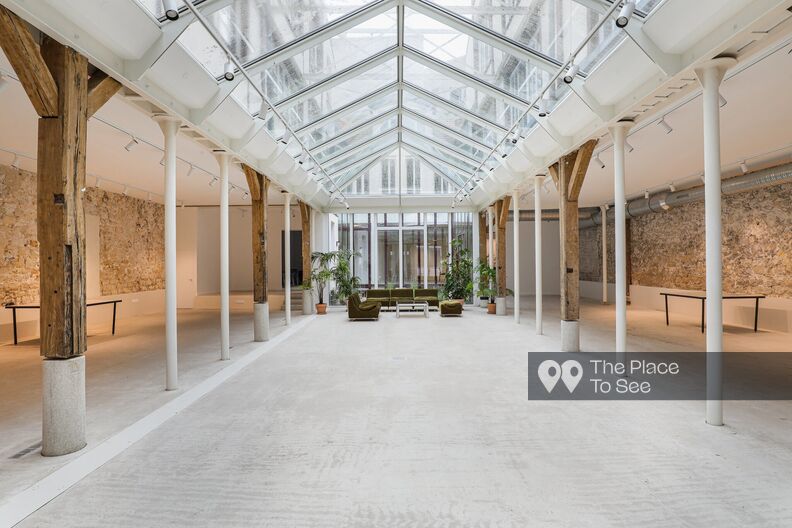 Very beautiful space under a glass roof, bright, warm and authentic