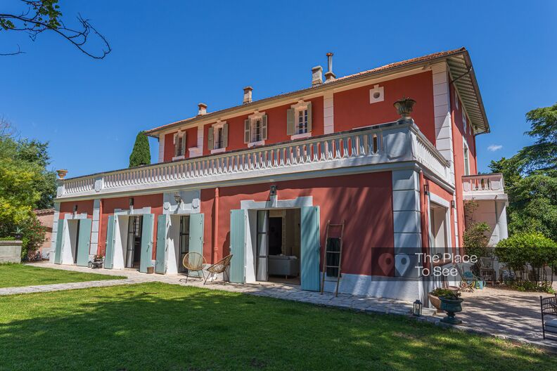 Villa de style florentin rénovée