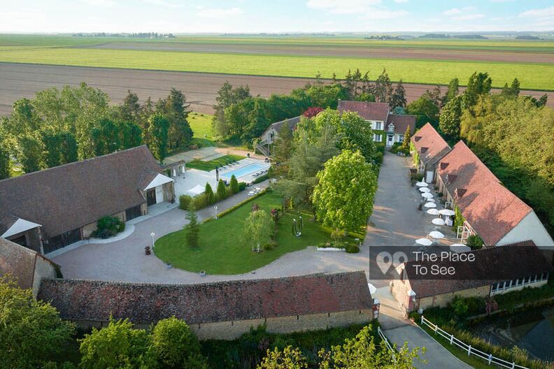 Renovated Farmhouse with Swimming Pool