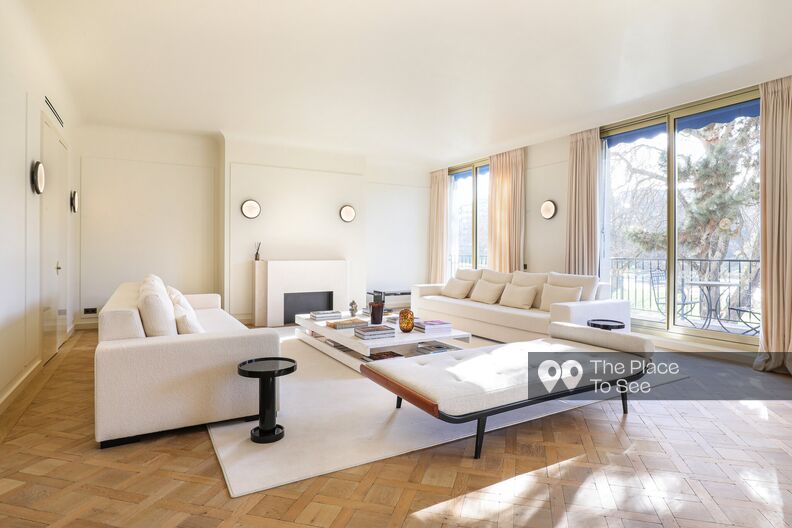 Magnifique appartement épuré dans une résidence année 60