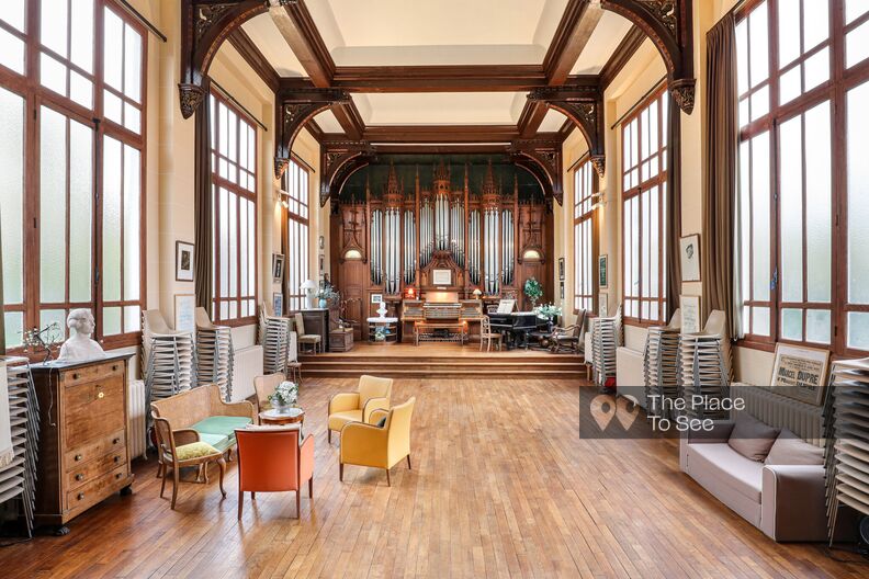 Maison d'artiste de 1860 avec un orgue