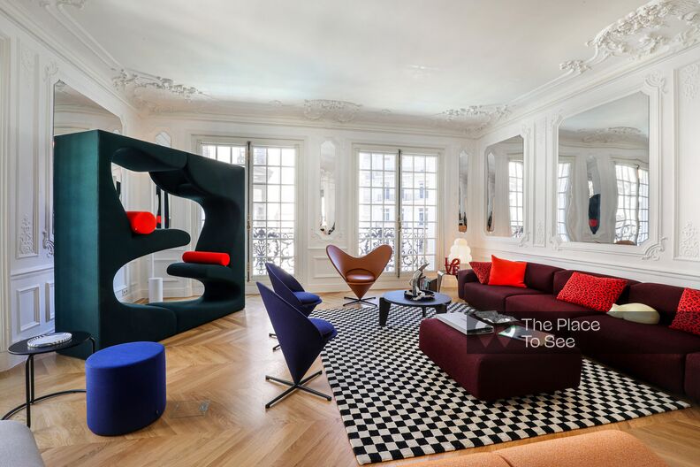 Colorful and elegant reception rooms and open-plan workspaces