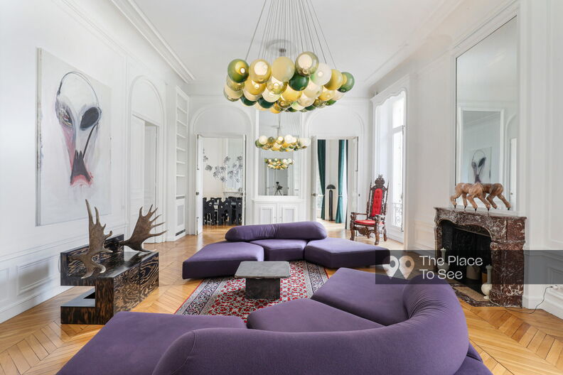 Spacious Paris design apartment with exceptional ceiling height